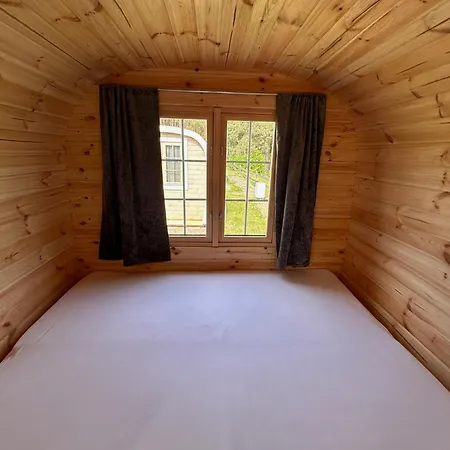 Naturcamping Lueneburger Heide - & Tiny Haeuser Soltau