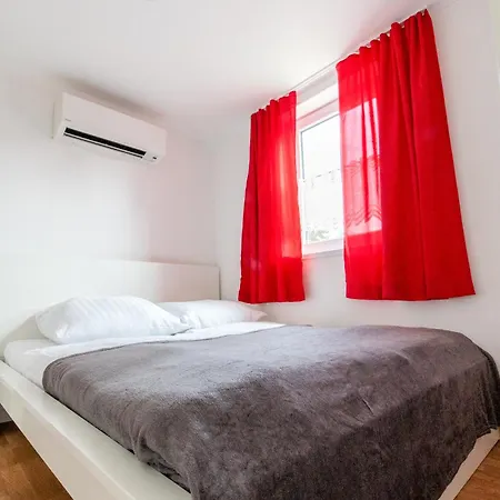 Camping Naturcamping Lueneburger Heide - & Tiny Haeuser Soltau