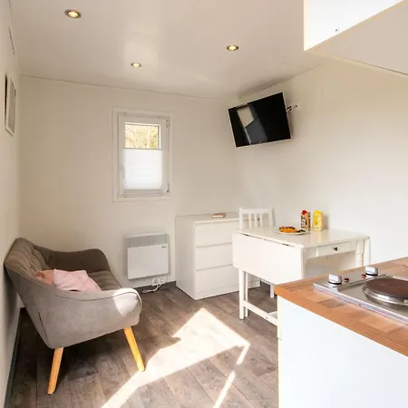 Naturcamping Lueneburger Heide - & Tiny Haeuser Camping Soltau